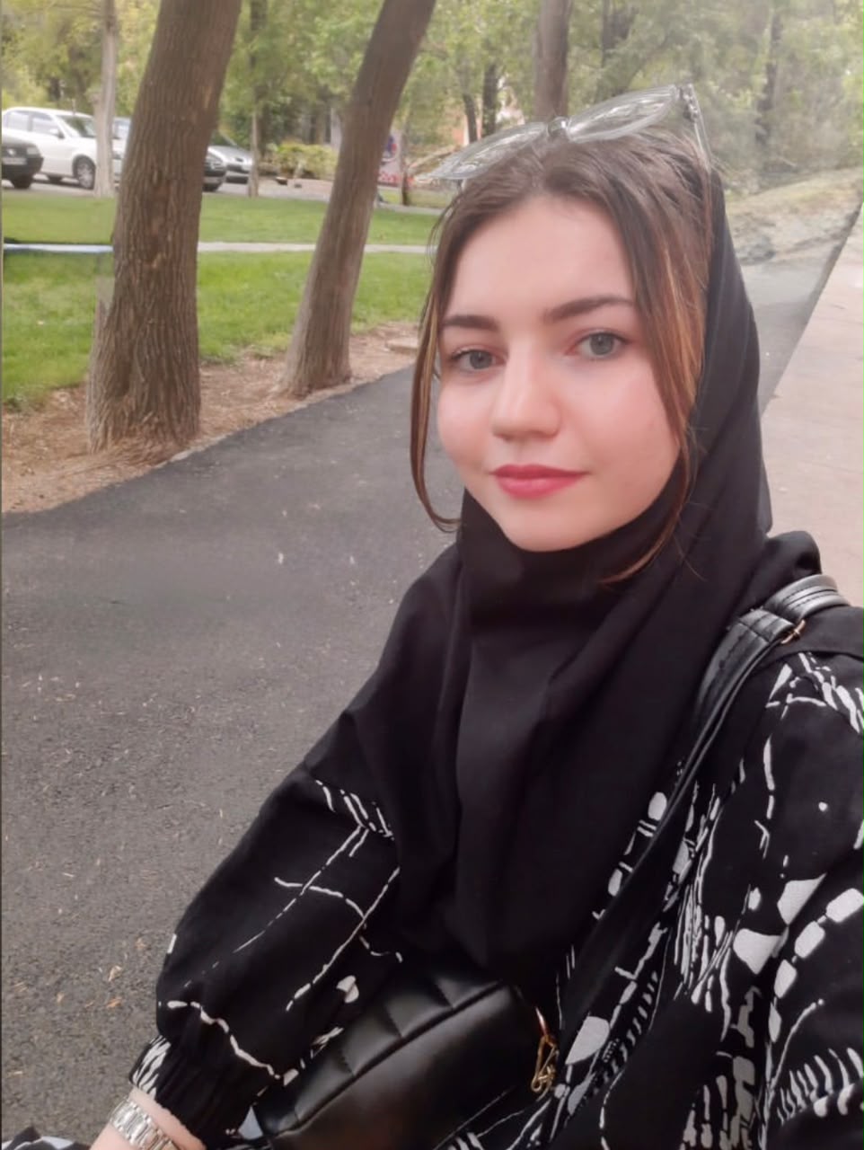 ثمین  تقی پور